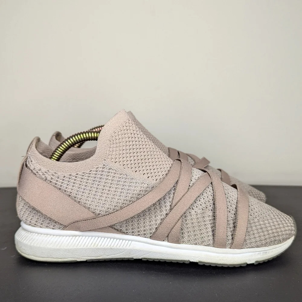 Eileen Fisher Xanady Sustainable‎ Mesh Sneaker Size 7.5